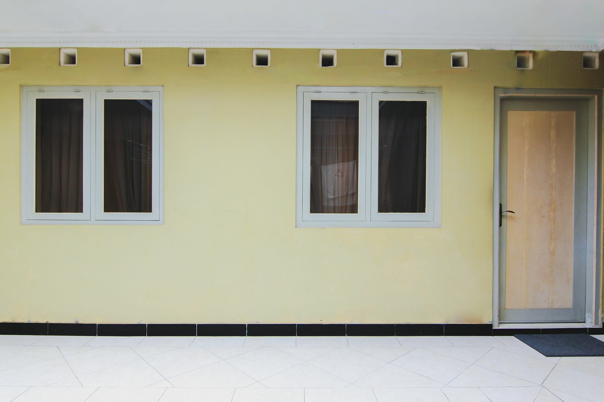 Griya Batik Giri Sekar Homestay Yogyakarta Buitenkant foto