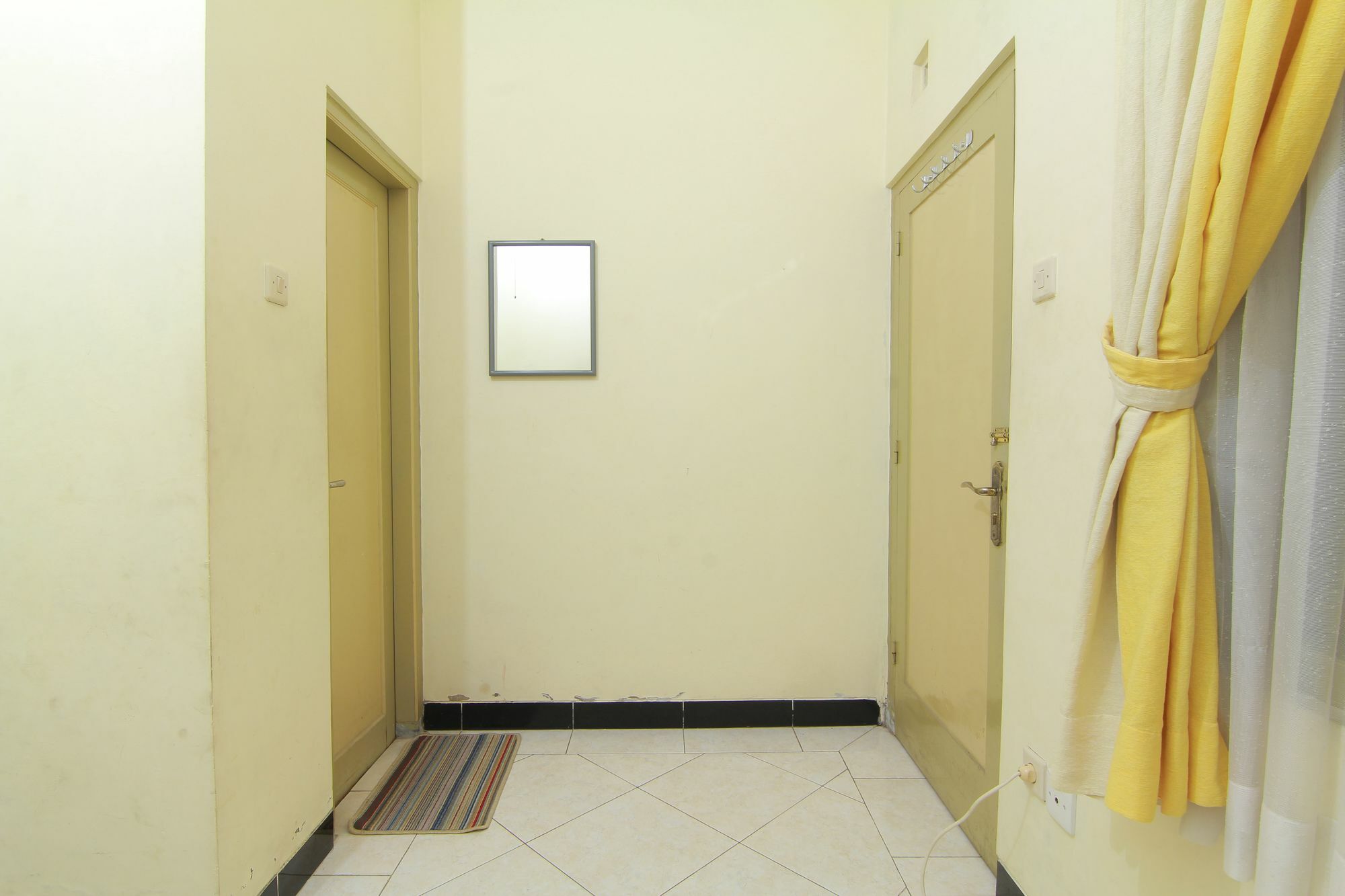 Griya Batik Giri Sekar Homestay Yogyakarta Buitenkant foto